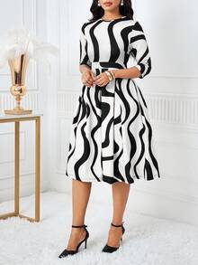 SHEIN Lady Women's Summer Fashion Colorblock Wavy Pattern Mini Dress - Black and White - View 4