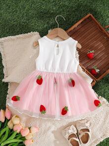 SHEIN Đầm chữ A không tay bằng vải lưới, thêu chữ và nơ hình quả dâu tây ngọt ngào cho bé gái, dáng rộng, thích hợp cho các hoạt động hàng ngày, du lịch, họp mặt gia đình, tiệc sinh nhật, chụp ảnh. - Hồng - Xem 2