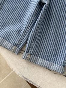 Bộ quần yếm denim rộng rãi kẻ sọc xanh dương có hình gấu dành cho bé trai. - Rửa nhẹ - Xem 8