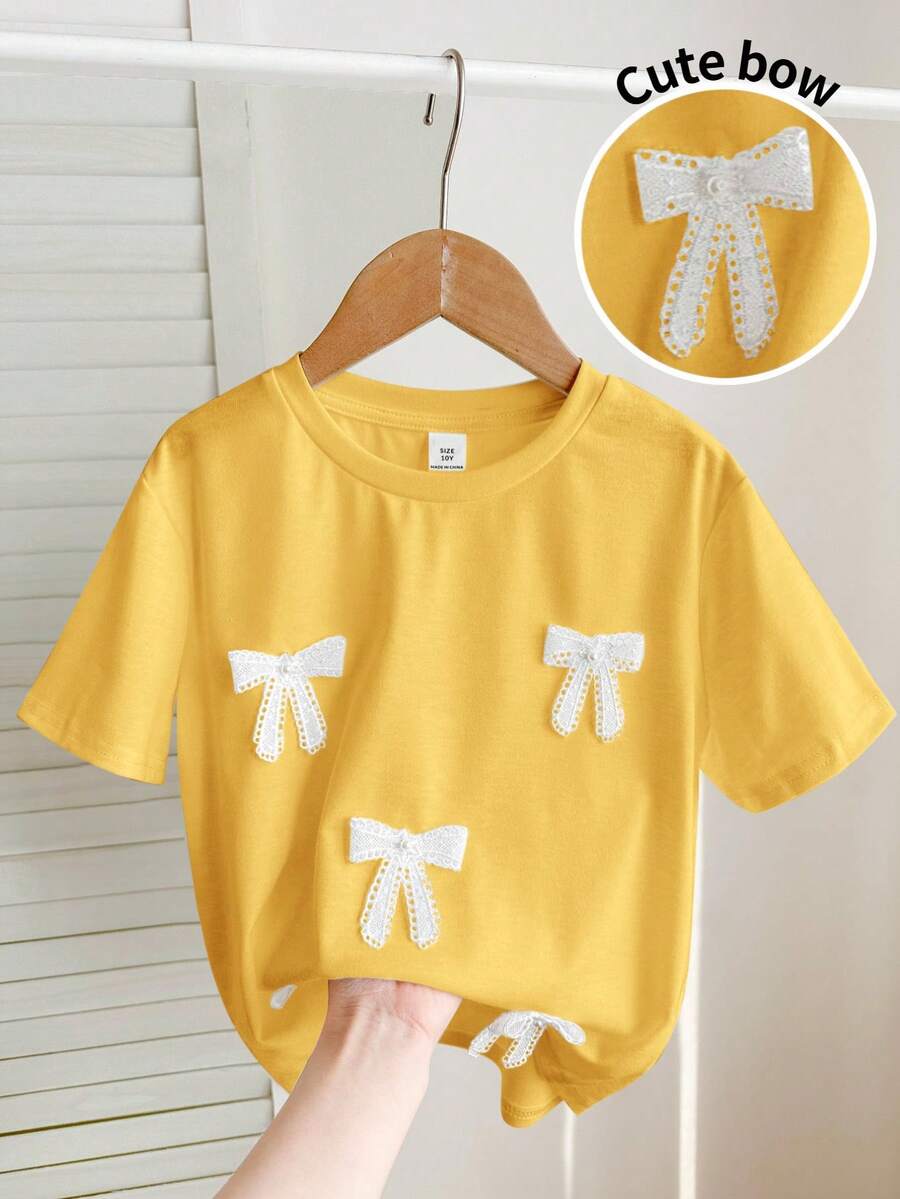 SHEIN LMoss Kids 女婴可爱3D蝴蝶结白色T恤,休闲百搭,适合各种场合 - 黃色 - 查看 1