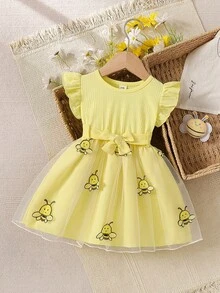 Souflis Souflis Vestido de Verão com Babados, Mangas Curtas e Cinto para Meninas Bebê, em Tecido de Tule Bordado Amarelo Claro Elegante e Doce, Combinado com Malha Canelada, Adequado para Uso Casual, Férias, Eventos Elegantes, Encontros, Visual Fofo - Amarelo - Visão 3