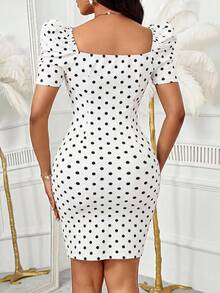 SHEIN Lady Đầm nữ thanh lịch, cổ tim, tay cánh hoa, in chấm bi, ôm dáng. - trắng - Xem 2