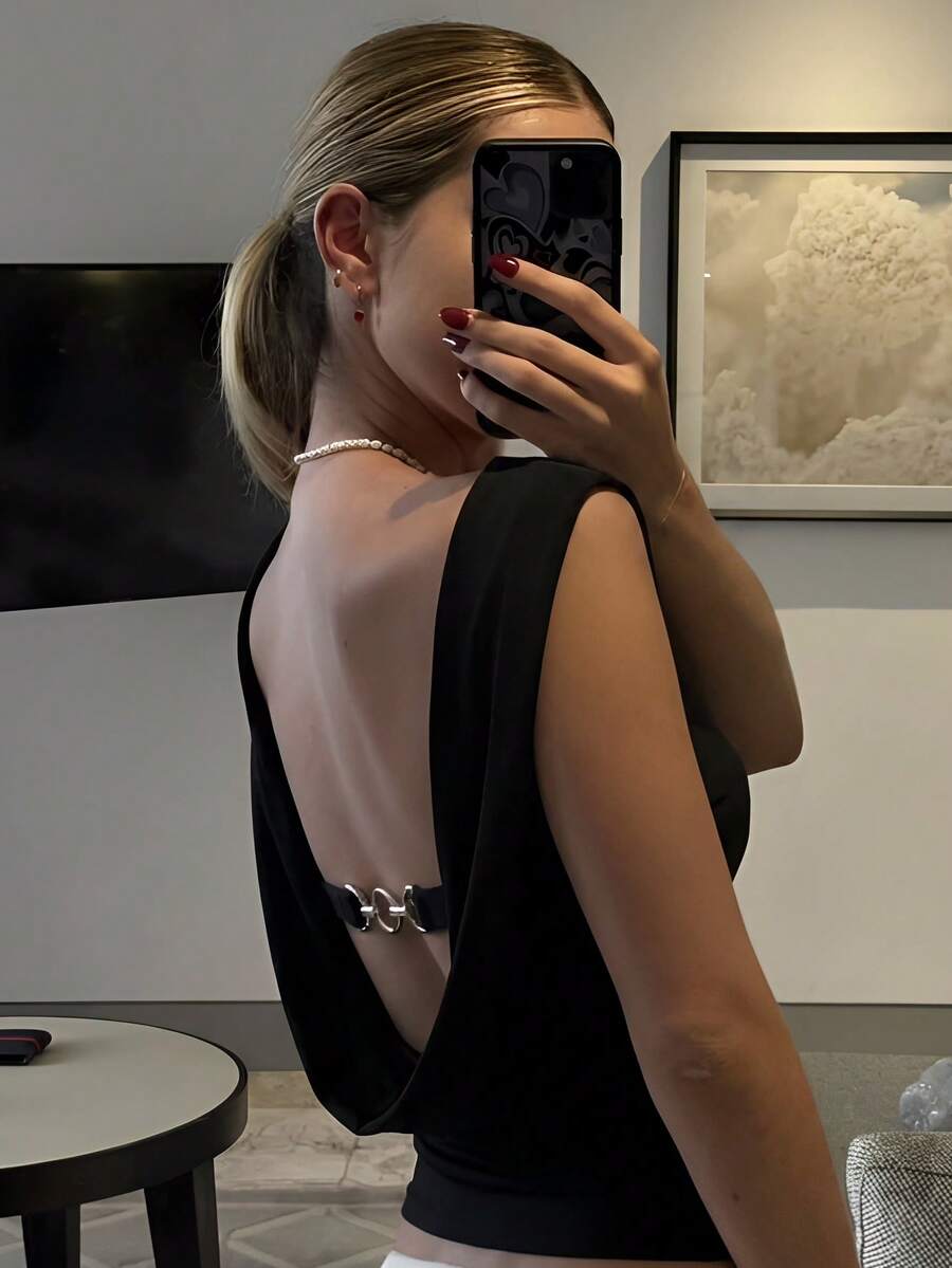 SHEIN SXY 女士纯色金属装饰后背休闲百搭日常上衣 - 黑色 - 查看 1