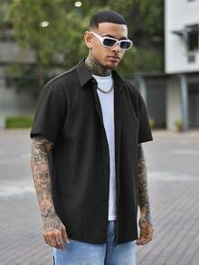 Devon Thys 复古男士罗纹针织短袖Polo衫，纯黑色纹理衬衫，适合夏季度假、休闲和办公穿着。是送给爸爸或丈夫的绝佳圣诞节和新年礼物。 - 黑色 - 查看 6