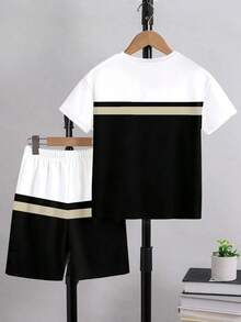 SHEIN 男童两件套服装，2026春夏新款休闲舒适撞色“MILANO ITALIA”字母图案T恤和短裤套装，适合春夏外出、休闲、度假穿着。 - 彩色 - 查看 2