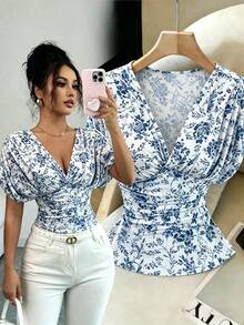 SHEIN Elenzya Women's Elegant Floral Print Waist Fitted T-Shirt, Summer - Multicolor - View 1