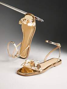 Solezae Sandal đế bằng quai ngang mắt cá chân họa tiết hoa, thời trang và thoải mái dành cho nữ. - Vàng - Xem 6