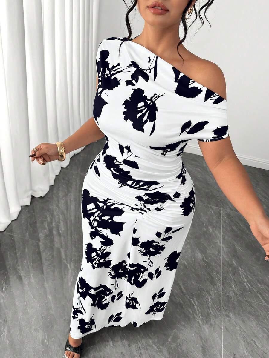 SHEIN Clasi Plus Size Women's Elegant Brown Floral Asymmetrical Shoulder Fishtail Hem Dress,Summer Curve Wedding Gym Guest Cocktail Bachelorette Party Outfits - Black and White - View 1