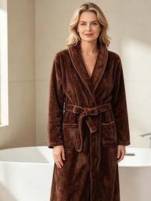 Áo choàng tắm nữ dài cổ ve áo, lót lông cừu, chất liệu flannel, kiểu dáng thoải mái, mềm mại, sang trọng, thanh lịch và quyến rũ, thích hợp cho đầu mùa xuân. - Màu Khaki - Xem 6