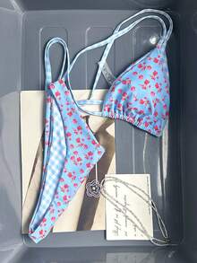 SHEIN Swim 新款女士夏季两件套泳衣，随机花卉格纹印花三角挂脖比基尼上衣和下装，适合海滩度假 - 彩色 - 查看 1