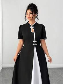 SHEIN Tall CURVE Gaun Midi Lengan Pendek Blok Warna Hitam Putih Gaya Cina Elegan Ukuran Plus, Gaun Midi Makan Malam Musim Panas dengan Potongan Pinggang Mengembang dan Hiasan Patchwork - Hitam dan Putih - View 6