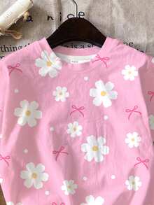 SHEIN 2件套女童休闲可爱甜美花朵蝴蝶结装饰短袖上衣和短裤套装，适合夏季，粉色，可爱，女童套装，春夏，夏季，度假，波点，Y2K，女婴服装，套装，舒适的春夏风格，轻松舒适，春夏，Y2K，印花，夏季，休闲套装，卡哇伊，派对，度假风格，蝴蝶，舒适，印花，Glamorique Kids，女童，小妹妹，波点 - 彩色 - 查看 4