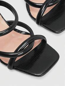 Women High Heel Black Pyramid Studded Mule Sandals With Chunky Heel, Gorgeous Party High Heel Slippers - Black - View 8