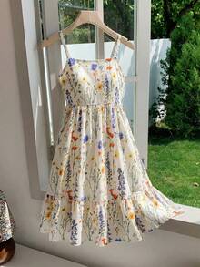 SHEIN Sparklyn 女童碎花无袖连衣裙，后背蝴蝶结系带设计，甜美清新，A字廓形，适合春夏休闲及度假穿着，夏季必备单品 - 杏色 - 查看 7