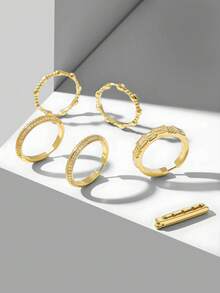 MOTF PREMIUM 18K金镶钻轻奢个性化小巧戒指，一枚戒指，可多次佩戴 - 金色 - 查看 4