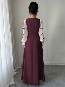 Modelyn Đầm midi nữ phối nhiều chất liệu, thắt nơ ở eo, xếp ly, họa tiết hoa. - Màu Đỏ Sâu - Xem 3