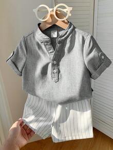 SHEIN LMoss Kids 2件套男婴夏季可爱休闲立领蓝色短袖衬衫和条纹弹力腰短裤套装，适合生日派对、晚宴、演出、婚礼、迎婴派对、一周岁生日庆祝活动。 - 灰色 - 查看 8