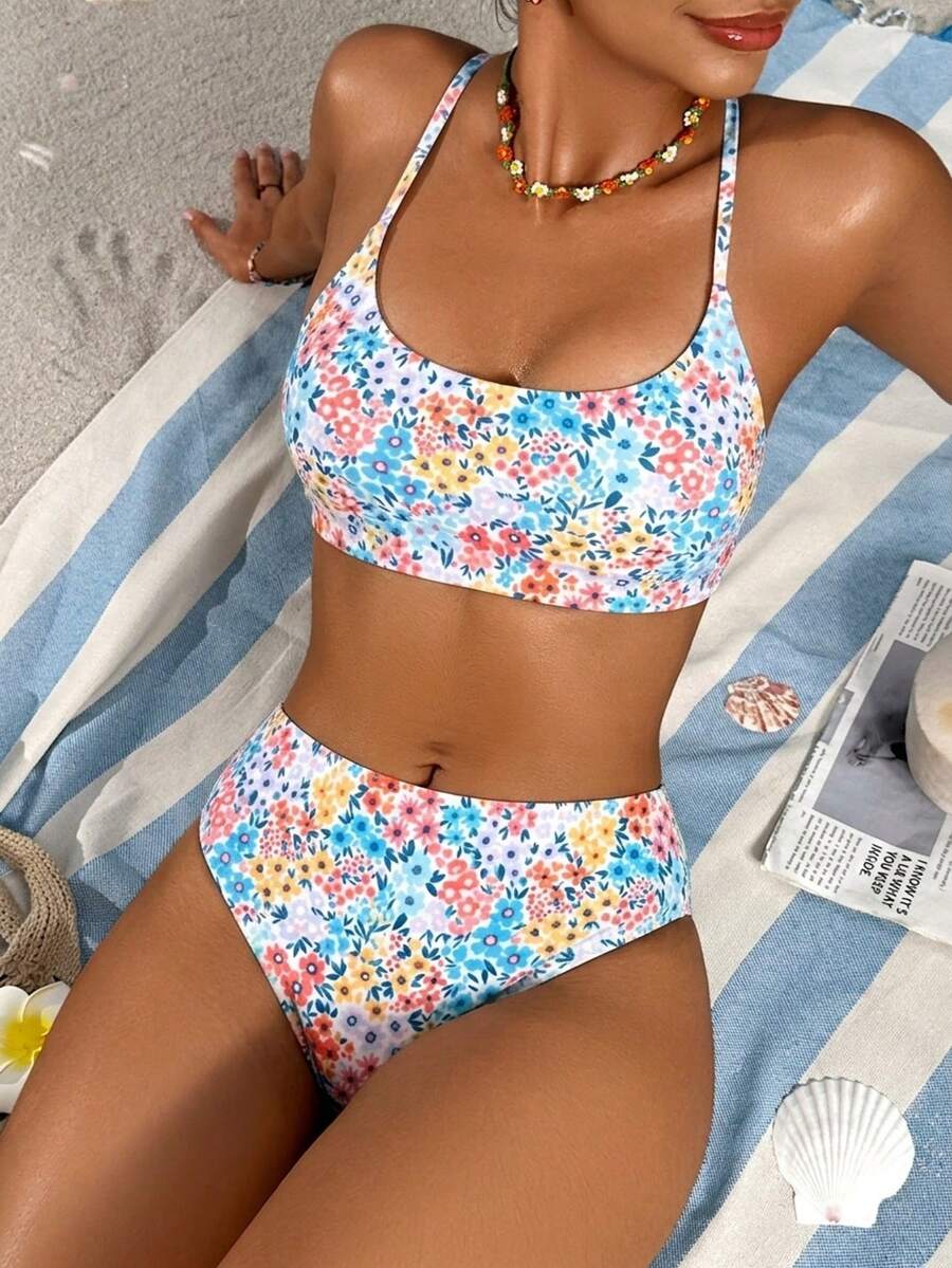 Swim Mod Set Pakaian Renang Bikini Seksi Wanita dengan Motif Bunga Acak dan Tali Bahu Tipis, Cocok untuk Liburan di Pantai - Baby Blue - View 1
