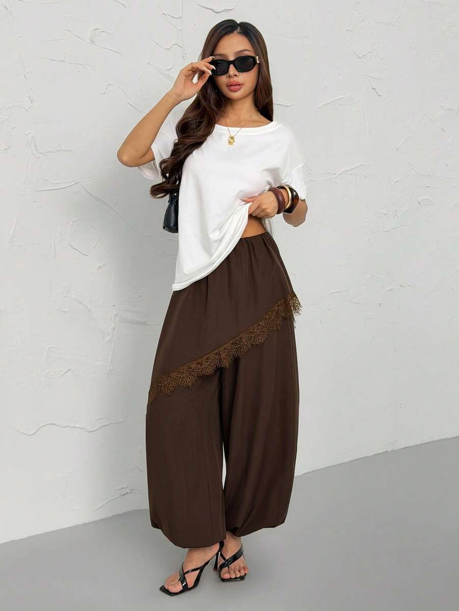 SHEIN PETITE Quần culottes hai mảnh màu nâu giả da kiểu dáng mùa xuân mới dành cho nữ, quần ống loe bất đối xứng viền ren, trang phục du lịch thời trang, quần thường ngày. Mùa hè. - màu nâu - Xem 1
