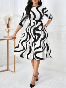 SHEIN Lady Women's Summer Fashion Colorblock Wavy Pattern Mini Dress - Black and White - View 3