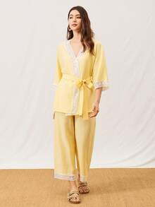 LUVLETTE Conjunto de verano para mujer de lino amarillo con detalles de encaje romántico, compuesto por un kimono relajado y pantalones fluidos, elegante y cómodo para usar en casa - Amarillo - Ver 11