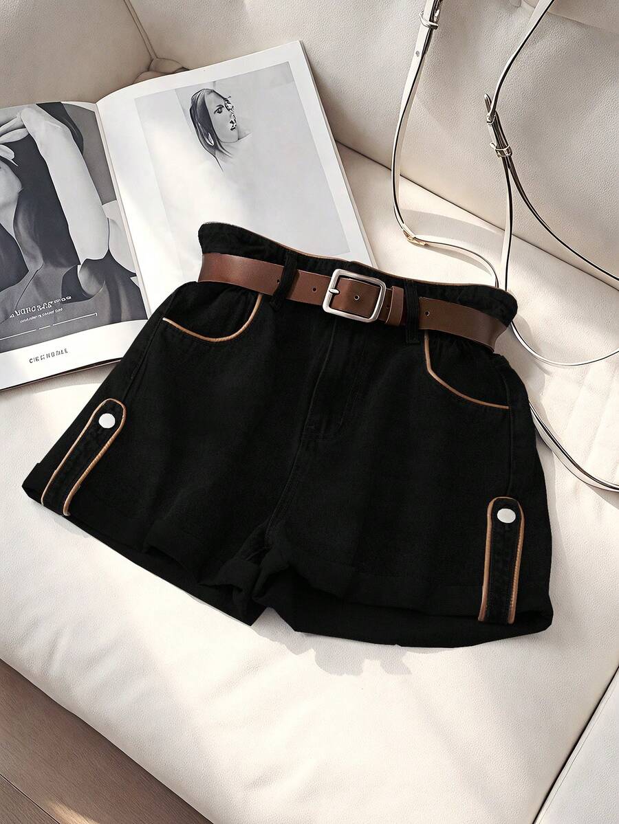 GlowEve 撞色腰带斜插口袋夏季休闲牛仔短裤 - 黑色 - 查看 1