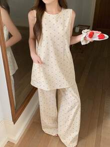 DAZY Women's Minimalist Comfortable Floral Pocket Top And Casual Lounge Pants Pajama Set Summer - Beige - View 11