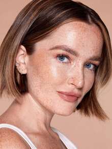 SHEGLAM Skinfinite Hydrating Foundation-Chantilly Flawless Dewy Foundation Hydrating Coverage Invisible Pore Concealer Pore-Less Non-Greasy Lightweight Soft Liquid Foundation Brand Beauty Makeup Face Paint Cosmetic For Women Girls Perfect For Spring Summer Ideal For Y2K Fancy Fashion Suitable For Birthday Mother'S Day Gift Rave Party Ready Best Color - Chantilly - View 6