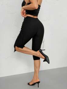 SHEIN PETITE Quần lửng buộc dây bên hông, phong cách mùa hè Y2K thập niên 90, dễ thương, gợi cảm, thích hợp cho kỳ nghỉ, thanh lịch, lễ hội Ibiza, câu lạc bộ, tiệc tùng, mùa xuân. - màu đen - Xem 2