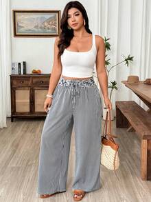Weeklong Pantalones casuales de vacaciones con estampado de rayas, cintura con cordón y bolsillos para mujeres de talla grande - Blanco y Negro - Ver 3
