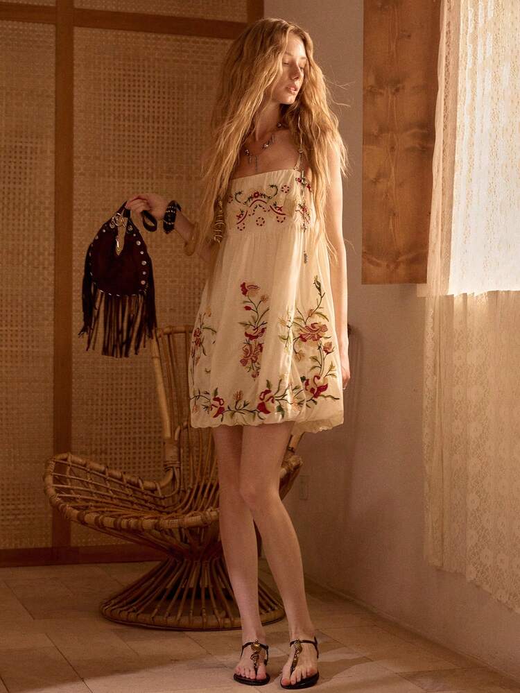 MOTF STUDIO WOMEN'S LINEN EMBROIDERED DETACHABLE STRAP CROPPED DRESS