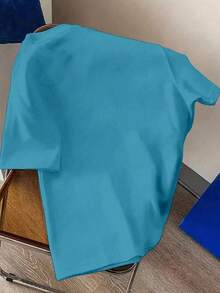 LOONEY TUNES X SHEIN Manfinity Joysei Áo thun tay ngắn dáng ôm in hình nhân vật hoạt hình trường đại học Mỹ, màu xanh hồ. - Màu xanh ngọc - Xem 3