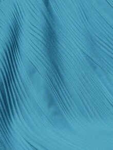 Veslaya 夏季新款优雅白色斜肩露肩前褶裥修身长裙连衣裙，波浪纹理针织面料，女士夏季连衣裙 - 藍色 - 查看 9