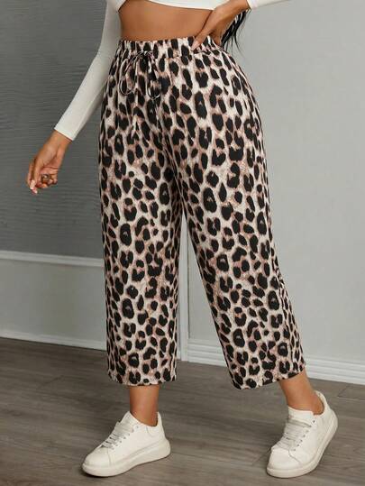 SHEIN PETITE CURVE CURVE Plus Size New Plus Size Women's Petite Girls Casual Boho Loose Leopard Print Pants Straight Leg Elegant Commuter Pants,High-Waisted Makes You Look Slimmer And Your Legs Longer, Suitable For Petite Women.High-Waisted Makes You Look Slimmer And Your Legs Longer, Suitable For Petite Women.Suitable For All Seasons And Occasion,Suitable For Petite Girls Women, Summer Pants Pants Outfits Holiday Outfits Long Pants For Women Outfit ,Wide-Leg Pants,Office Vacation Pants,Pants,Elegant Pants,Casual