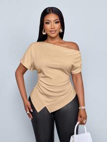 SOLERSUN Femmes T-shirt élégant à encolure asymétrique froncée et ourlet asymétrique - Nude - Voir 5