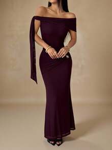SHEIN PETITE Đầm ôm sát dáng đuôi cá bất đối xứng thanh lịch dành cho nữ, thắt eo bằng dây buộc và trang trí khóa kim loại, thích hợp cho tiệc cocktail, hẹn hò lãng mạn, mặc nhiều lớp, dự tiệc, ngày Valentine, trang phục Valentine cho nữ. - Màu Đỏ Sâu - Xem 9