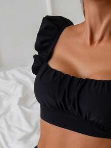 Swim Basics Bộ đồ bơi 2 mảnh áo crop top xếp ly dây nhún màu trơn thanh lịch dành cho nữ và quần tam giác nhún cạp cao, mùa hè - màu đen - Xem 4