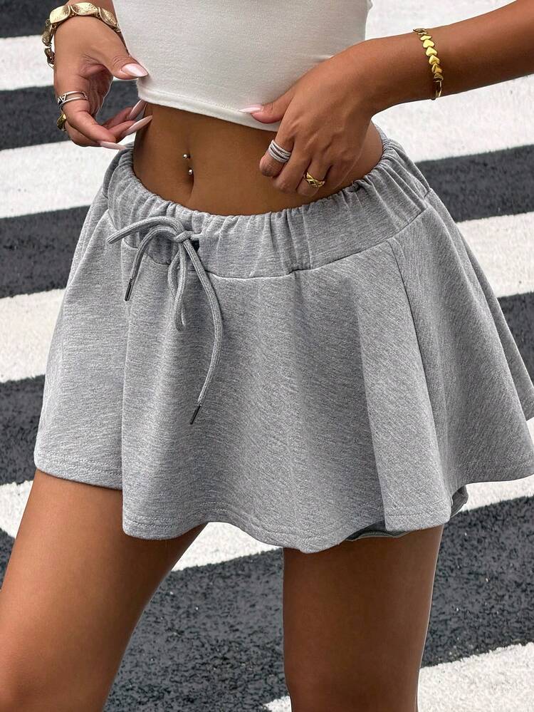 Women's Solid Color Ruffle Hem Casual Vacation Sports Shorts
