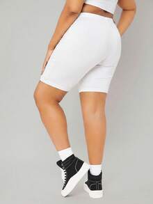 SHEIN BASICS Plus Size Women Summer Casual Sports Commuting Minimalist Solid Color High Waist Cycling Shorts - White - View 5