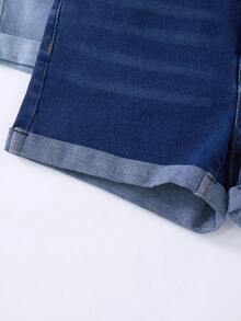 SHEIN Girlism Bộ đồ nữ tuổi teen mùa hè phong cách Y2K 3 mảnh gồm quần short denim cạp thấp màu đen, xanh nhạt, có túi xéo, quần short Bermuda mùa hè, thích hợp cho kỳ nghỉ hè, đi xem hòa nhạc, lễ hội âm nhạc, phù hợp cho những buổi tối thư giãn, đi học, đại học, trang phục mùa hè, thích hợp cho phong cách Boho mùa xuân và hè, phong cách cổ điển/bãi biển/biển/lễ tốt nghiệp thanh lịch, bộ đồ liền thân thường ngày, kỳ nghỉ hè, trang phục mùa xuân, bãi biển, kỳ nghỉ, ngày lễ tình nhân, kỳ nghỉ hè, kỳ nghỉ biển, lễ tốt nghiệp, trở lại trường học. - Nhiều màu - Xem 4