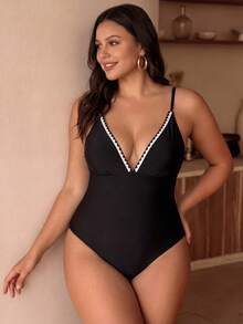 Swim Chiccia 2026新款黑白撞色深V连体泳衣 | 白色荷叶边收胸显瘦 | 高弹力收腹提臀优雅简约大码连体泳衣 - 黑色 - 查看 4
