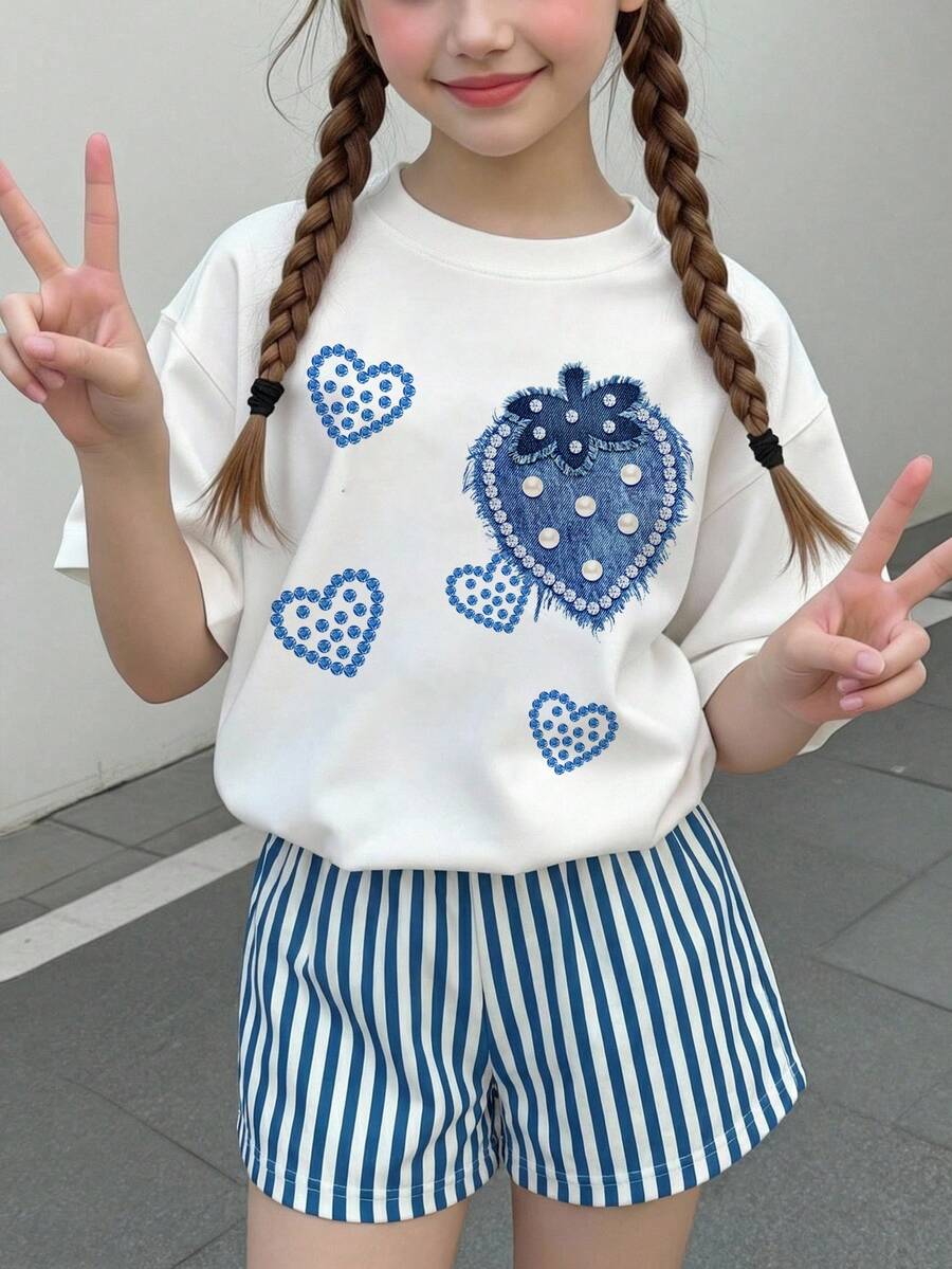 少女可愛草莓愛心圖案T恤與藍白條紋短褲2件套,夏季學校假期穿搭,Kawaii Y2K沙灘裝 - 彩色 - 查看 1