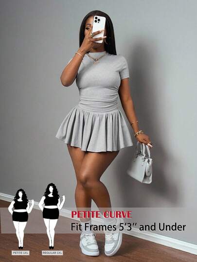 SHEIN PETITE CURVE 可爱休闲灰色两件套：短袖露脐上衣和百褶迷你裙，女士夏季连衣裙