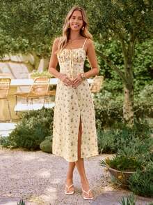 KARISMINA 女士夏季沙滩度假碎花褶皱胸部高开衩下摆吊带连衣裙 - 淡黃色 - 查看 4