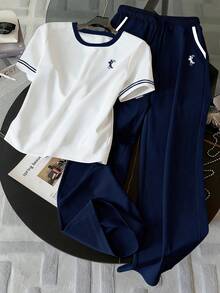 Resyla Embroidered Minimalist Women's Round Neck Short Sleeve Top + Pants Set, Gift For Friends - Navy Blue - View 4