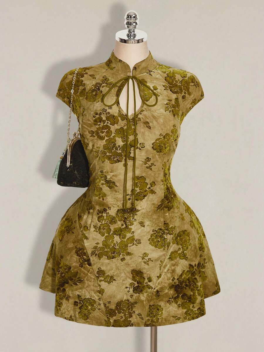 SHEIN ICON 大码女士优雅花卉植绒连衣裙，夏季 - 黑色 - 查看 1