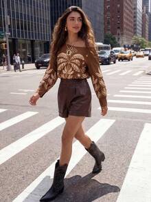 CAJUNI 时尚度假金色香蕉露肩上衣 - 棕色 - 查看 4