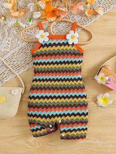 SHEIN Vintaside Kids 1 bộ áo liền quần dệt kim họa tiết hoa 3D sọc cầu vồng cho bé gái, thoải mái, mềm mại, đa năng, thích hợp mặc hàng ngày trong kỳ nghỉ, màu hồng/tím tươi tắn dễ thương, sản phẩm mới mùa hè.