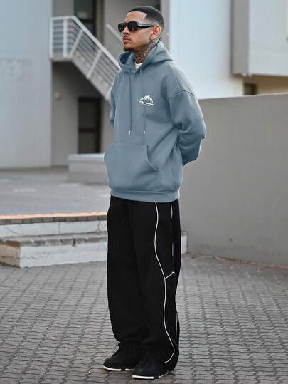 Devon Thys 男士秋冬山地标语印花口袋抽绳休闲连帽卫衣，长袖上衣