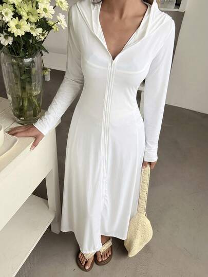 Livesso 女士纯色连帽拉链修身长袖常规外套